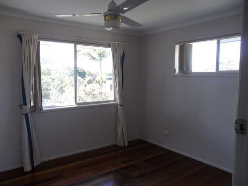 14 Lintone Street, Kallangur QLD 4503