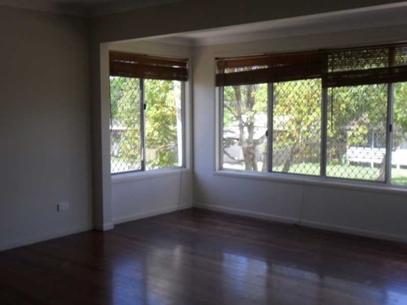 15 Lawnhill Avenue, Deception Bay QLD 4508