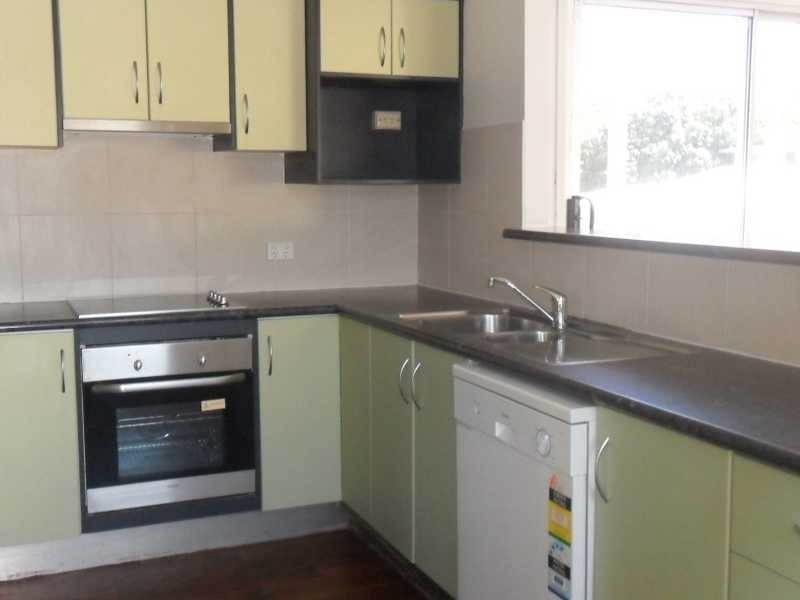 15 Lawnhill Avenue, Deception Bay QLD 4508