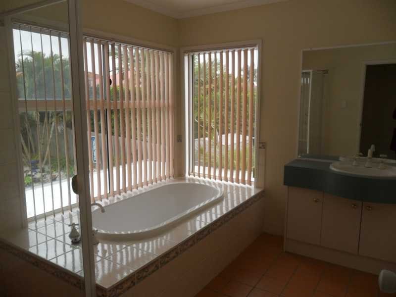 12 Freedom Drive, Kallangur QLD 4503