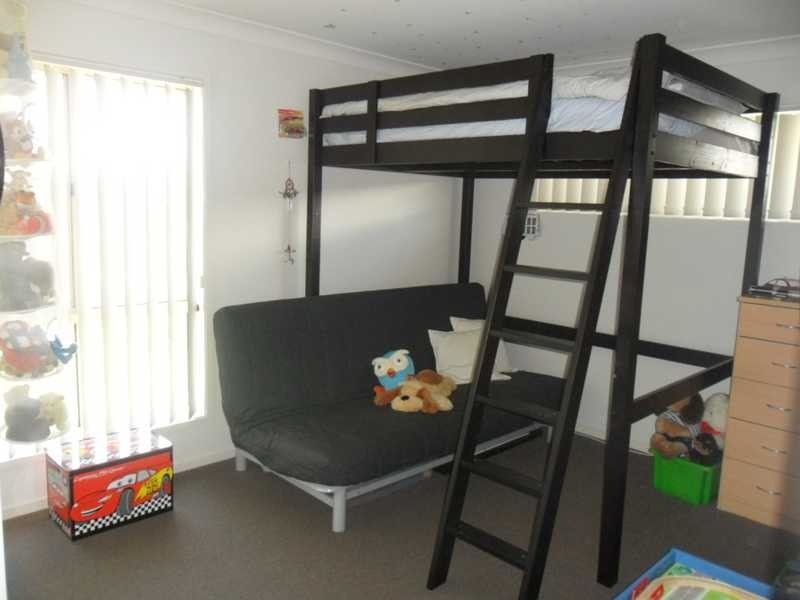 24 Lilly Crescent, Kallangur QLD 4503