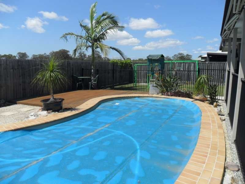 24 Lilly Crescent, Kallangur QLD 4503