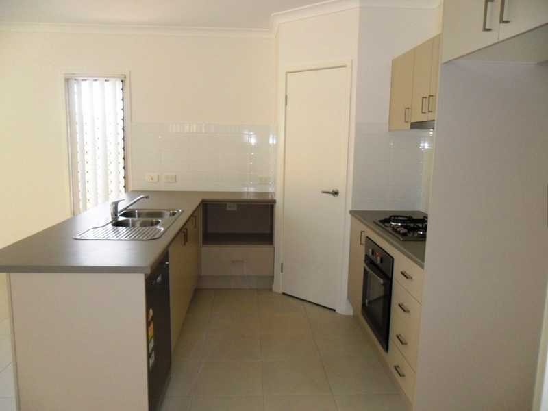 46 Birchgrove Crescent, Kallangur QLD 4503