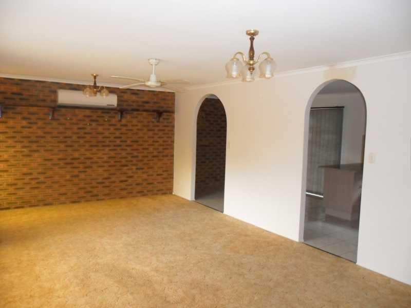 4 Shaw Court, Kallangur QLD 4503