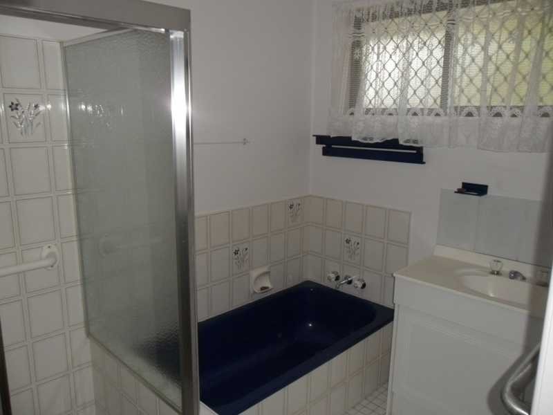 4 Shaw Court, Kallangur QLD 4503