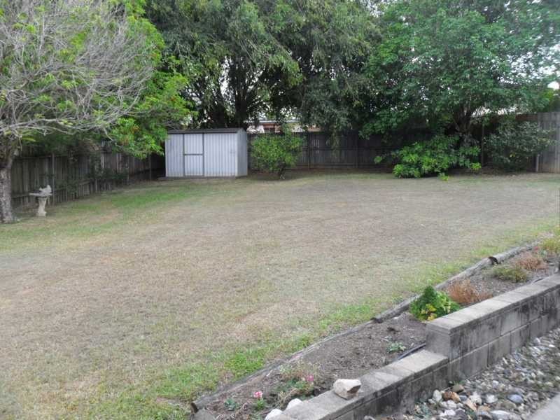 4 Shaw Court, Kallangur QLD 4503