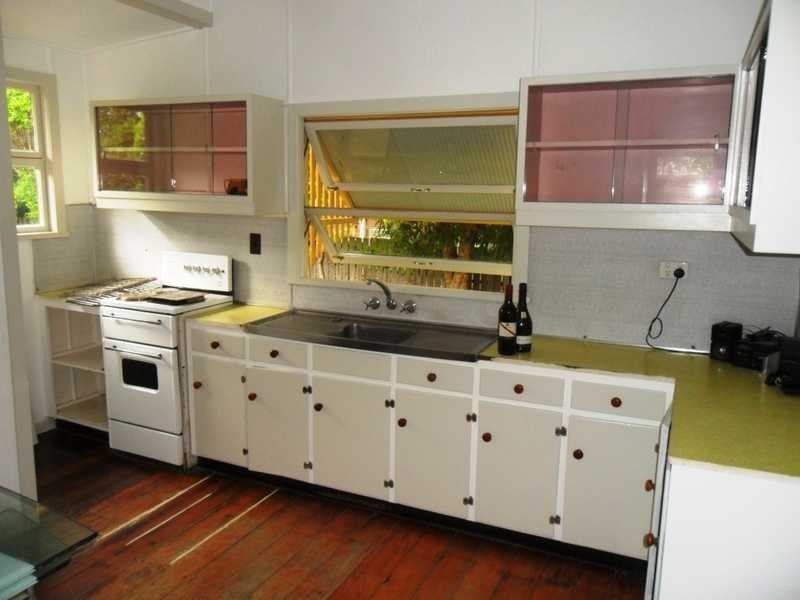 1062 Anzac Avenue, Petrie QLD 4502