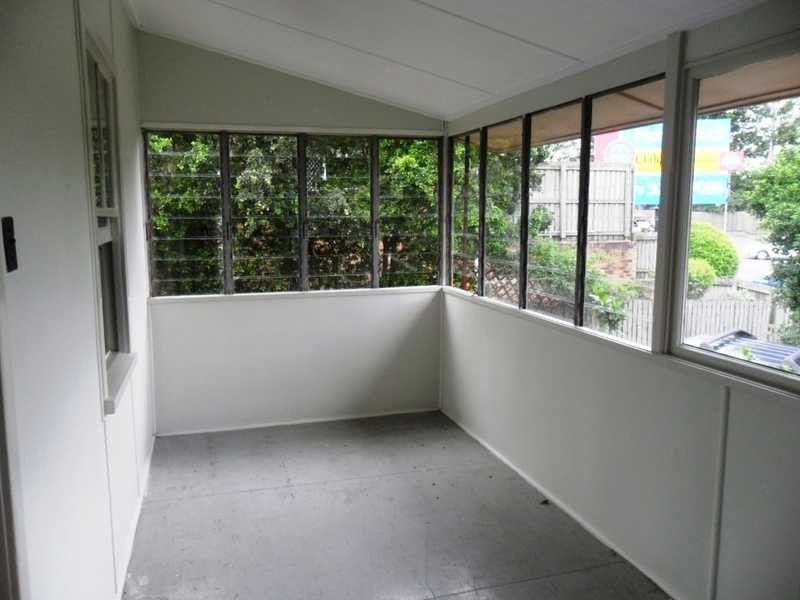 1062 Anzac Avenue, Petrie QLD 4502