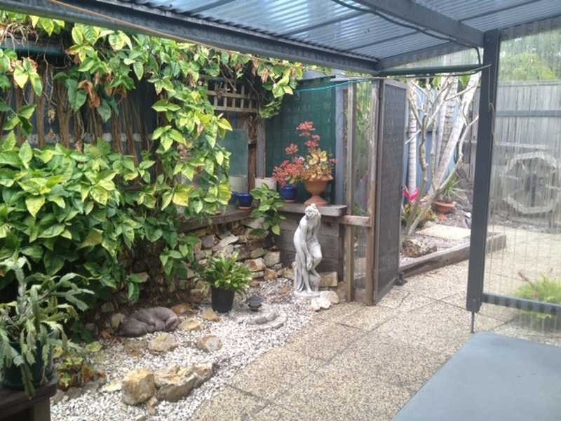 1/8 Dianthus Avenue, Banksia Beach QLD 4507