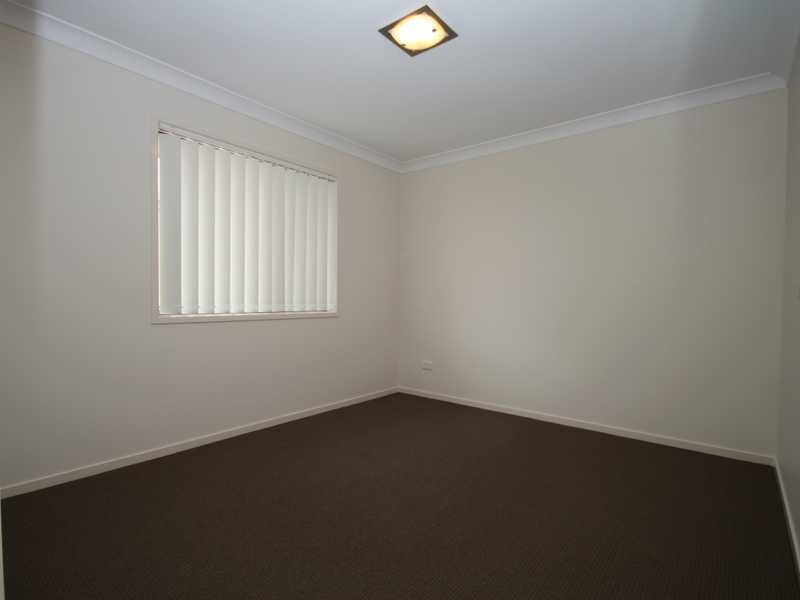 34 Caspian Parade, Warner QLD 4500