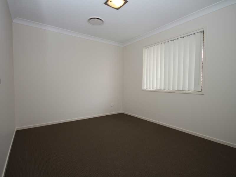 34 Caspian Parade, Warner QLD 4500