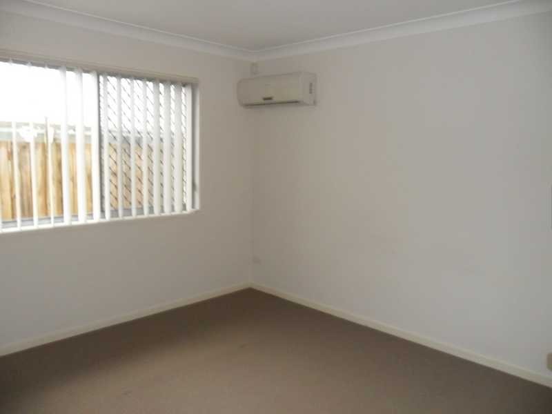 25 Diane Parade, Kallangur QLD 4503