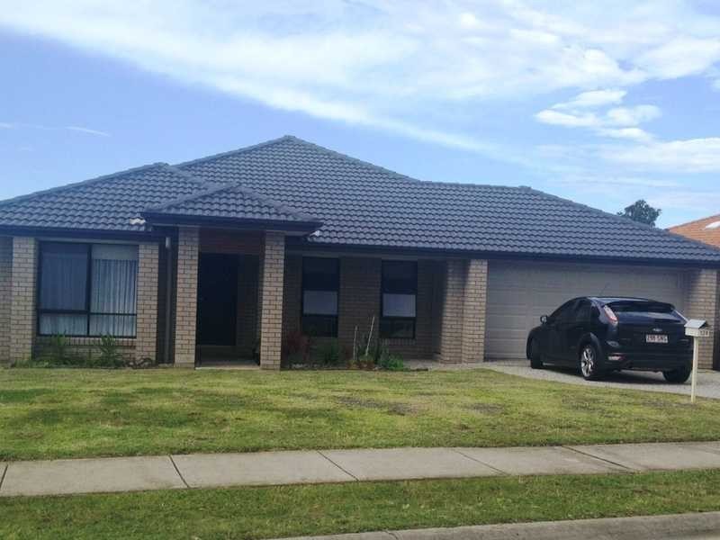 124 Carpenter Way, Sandstone Point QLD 4511