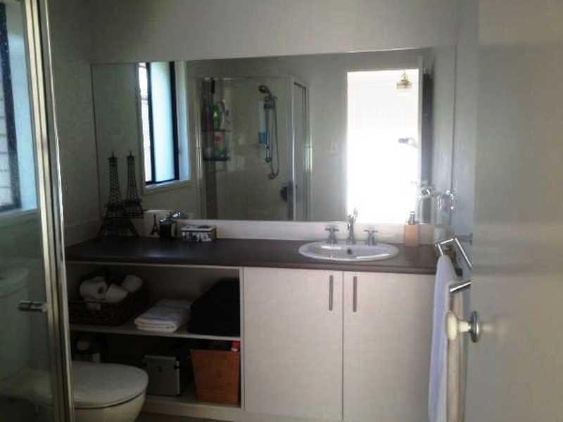 124 Carpenter Way, Sandstone Point QLD 4511