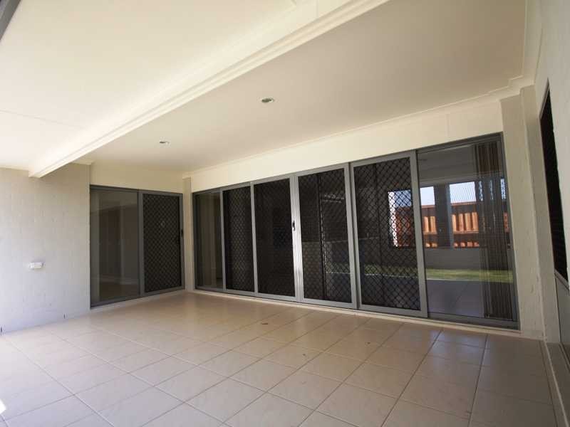 11 Beerwah Parade, Kallangur QLD 4503