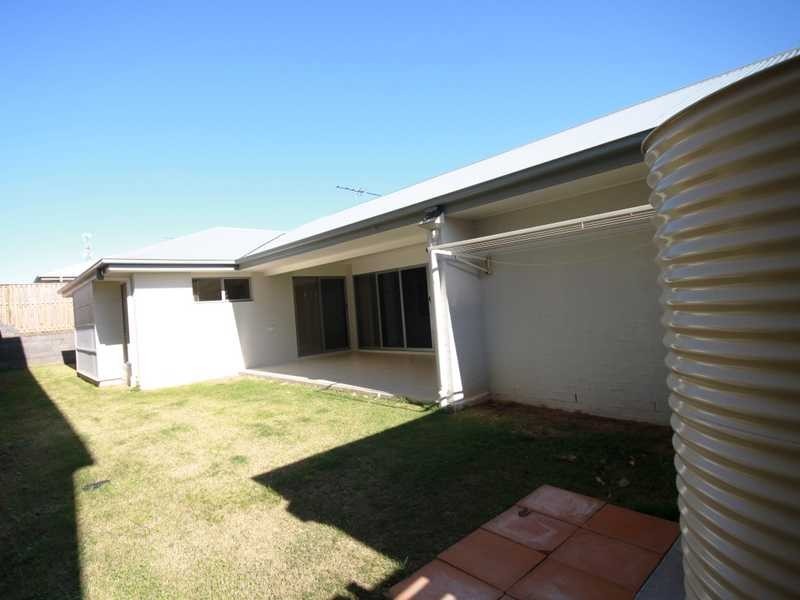 11 Beerwah Parade, Kallangur QLD 4503