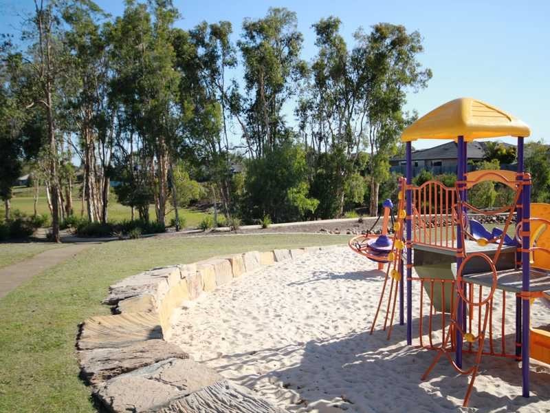 11 Beerwah Parade, Kallangur QLD 4503