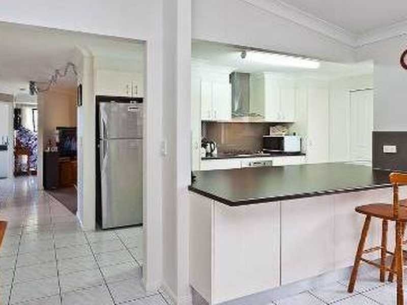 7 Karalla Court, Narangba QLD 4504