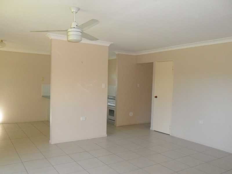 1/17 Streeton Court, Morayfield QLD 4506