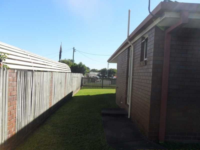 1/17 Streeton Court, Morayfield QLD 4506