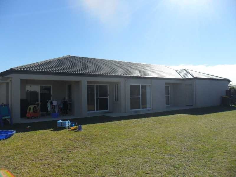 15 Blueberry Street, Banksia Beach QLD 4507