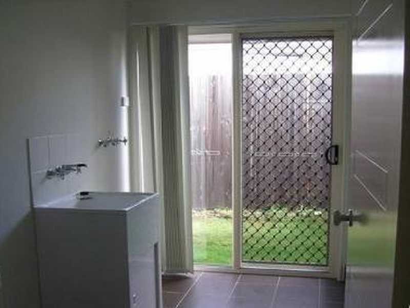 241 Bestmann Road, Sandstone Point QLD 4511