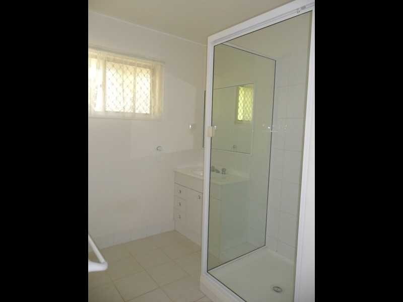 20 KENT STREET, Kallangur QLD 4503