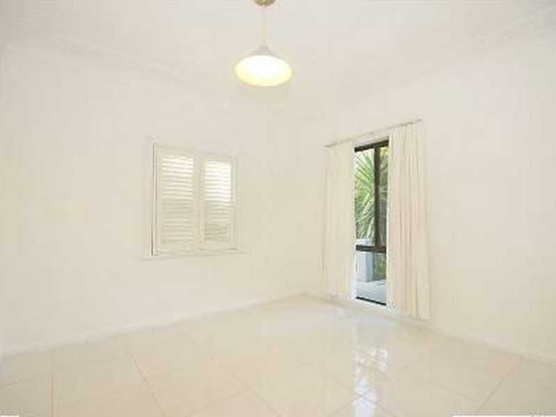 13 Chatham Street, Margate QLD 4019