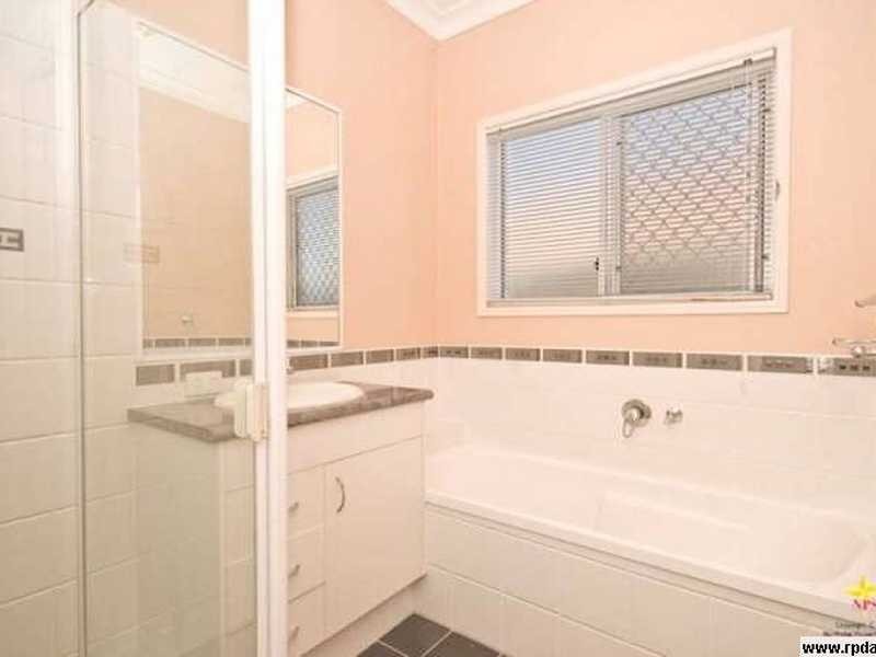 9 Kalamunda Street, North Lakes QLD 4509