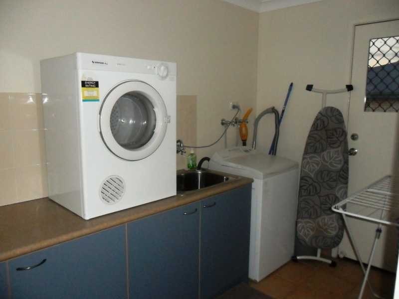 17 Barrine Street, Narangba QLD 4504