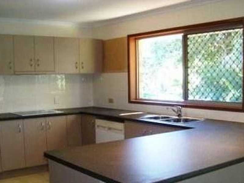 10 Tokai Court, Petrie QLD 4502