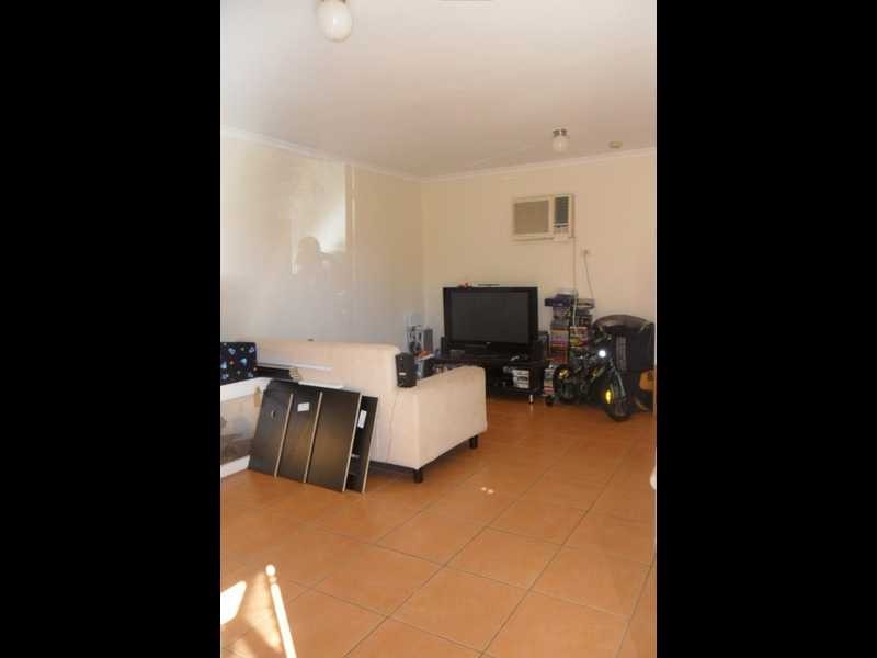 10 Fiona Street, Beachmere QLD 4510