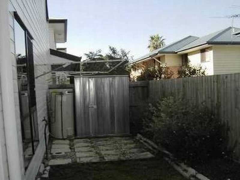 4/7 Slater Avenue, Lawnton QLD 4501