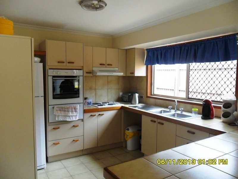 1/8 Tokai Court, Petrie QLD 4502