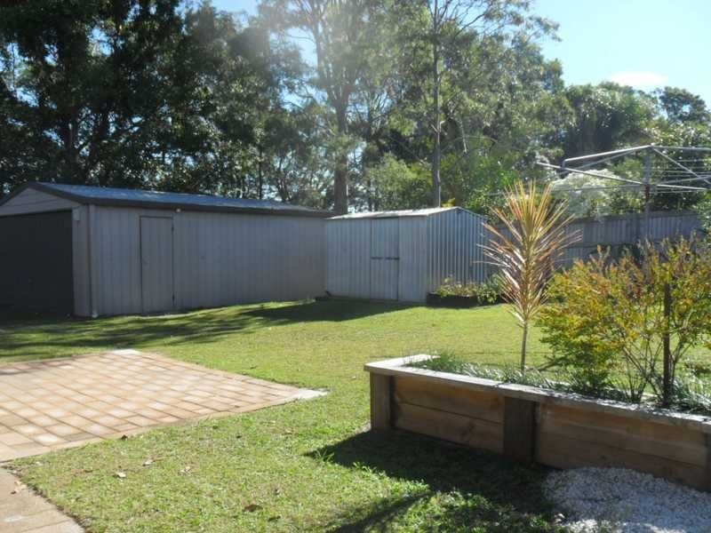 11 Coolgarra Avenue, Bongaree QLD 4507