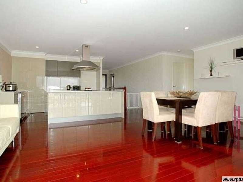 4 Pampling Court, North Lakes QLD 4509
