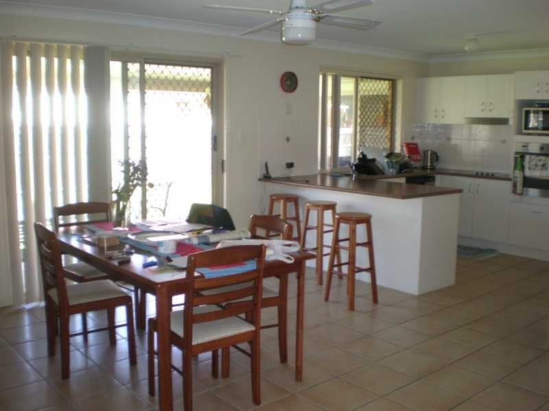 7 Water Street, Kallangur QLD 4503