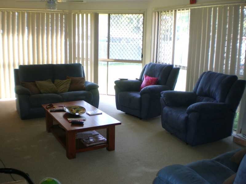 7 Water Street, Kallangur QLD 4503