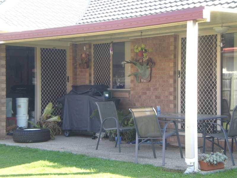 7 Water Street, Kallangur QLD 4503