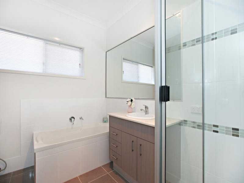 24 Lanagan Circuit, North Lakes QLD 4509