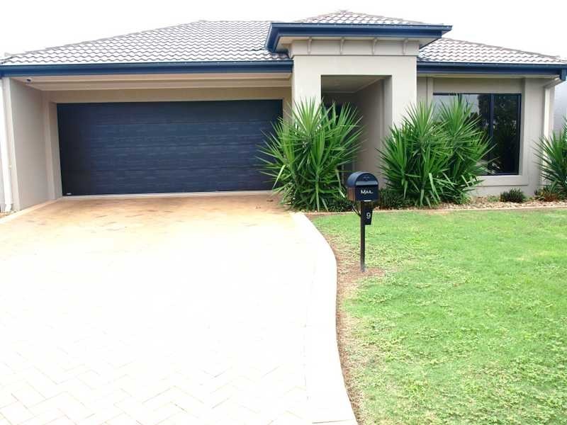9 Ringtail Street, North Lakes QLD 4509
