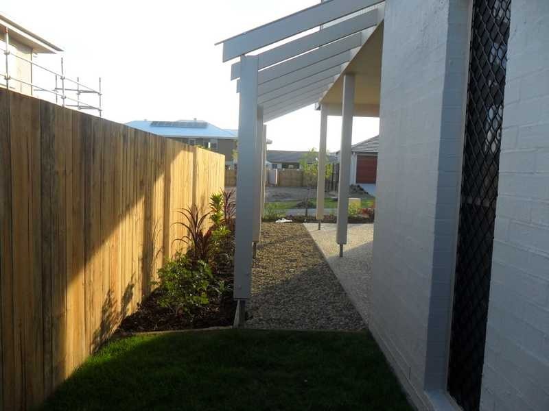 4 Riviera Court, North Lakes QLD 4509