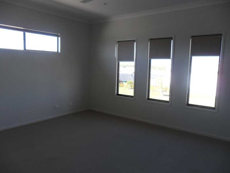 94 Mackintosh Drive, North Lakes QLD 4509