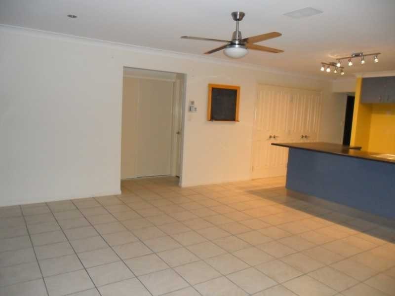 33 Parsons Boulevarde, Deception Bay QLD 4508