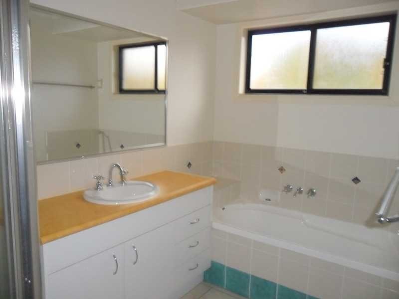 33 Parsons Boulevarde, Deception Bay QLD 4508