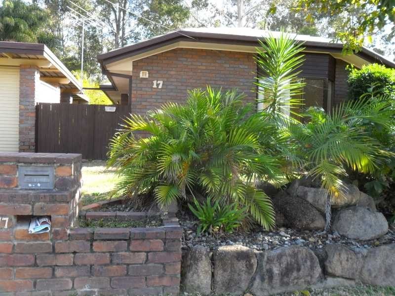 17 EUCUMBENE DR, Petrie QLD 4502