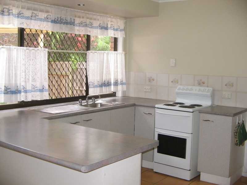 17 EUCUMBENE DR, Petrie QLD 4502