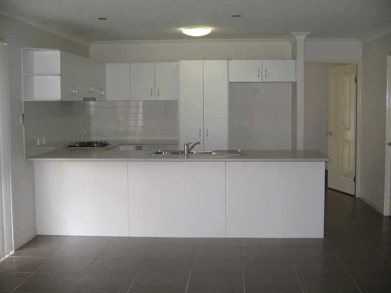 2 TYLAH STREET, Kallangur QLD 4503