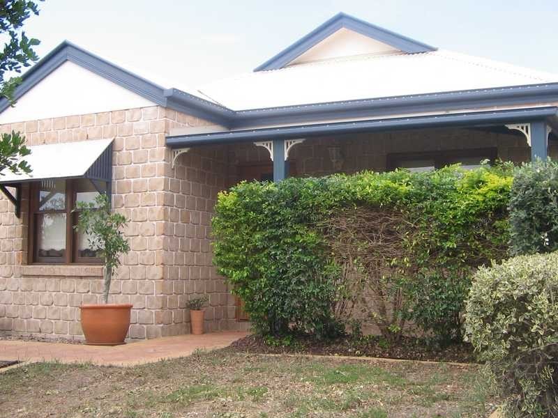 6 Heathcote Avenue, North Lakes QLD 4509