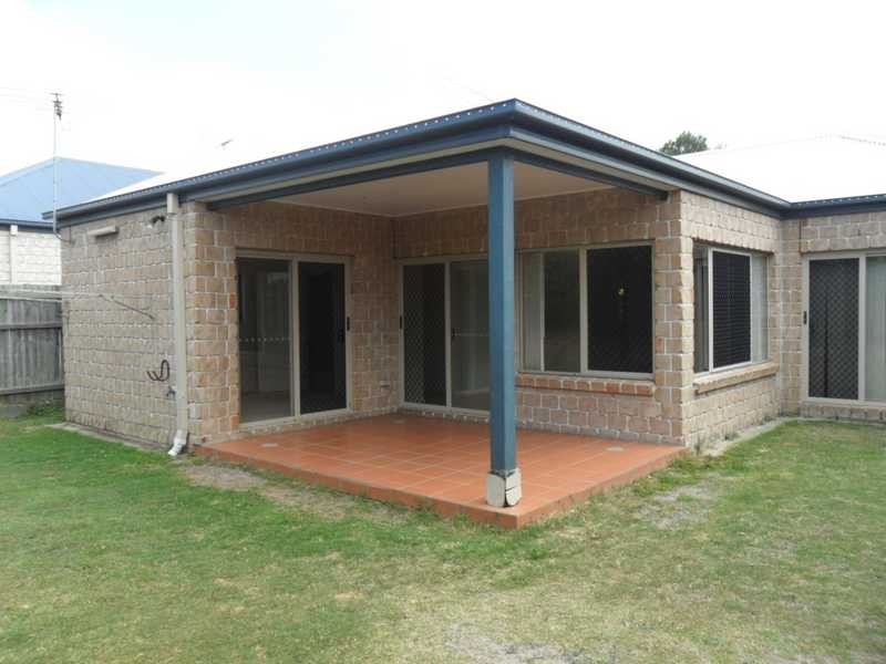 6 Heathcote Avenue, North Lakes QLD 4509
